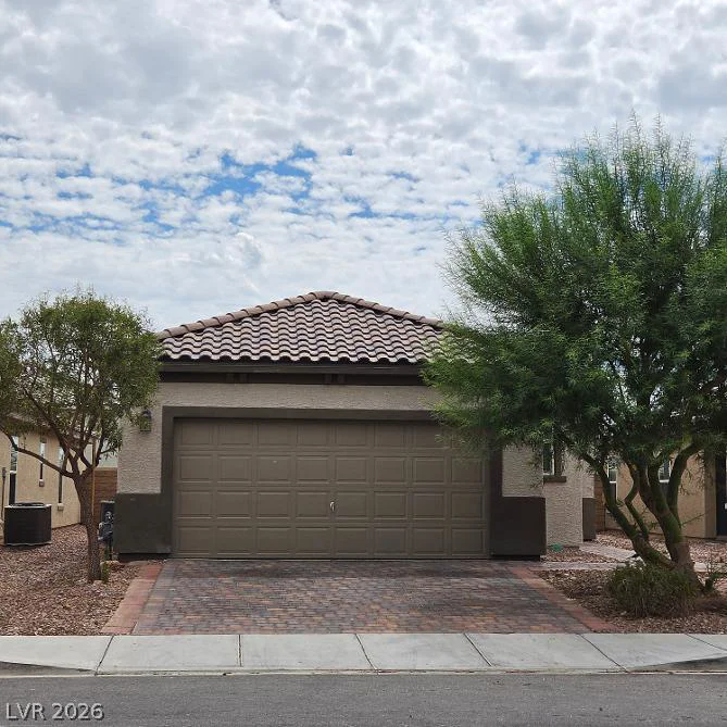 8852 Quarterhorse, Las Vegas, NV 89148