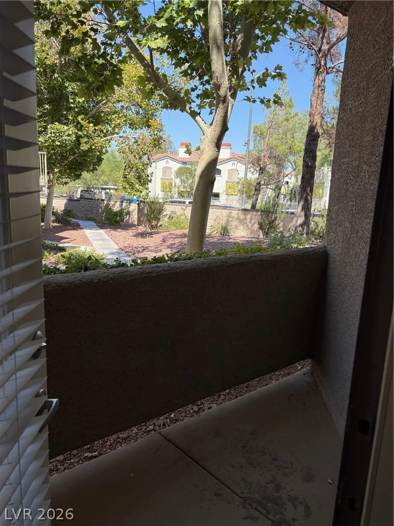 5250 Rainbow, Las Vegas, NV 89118