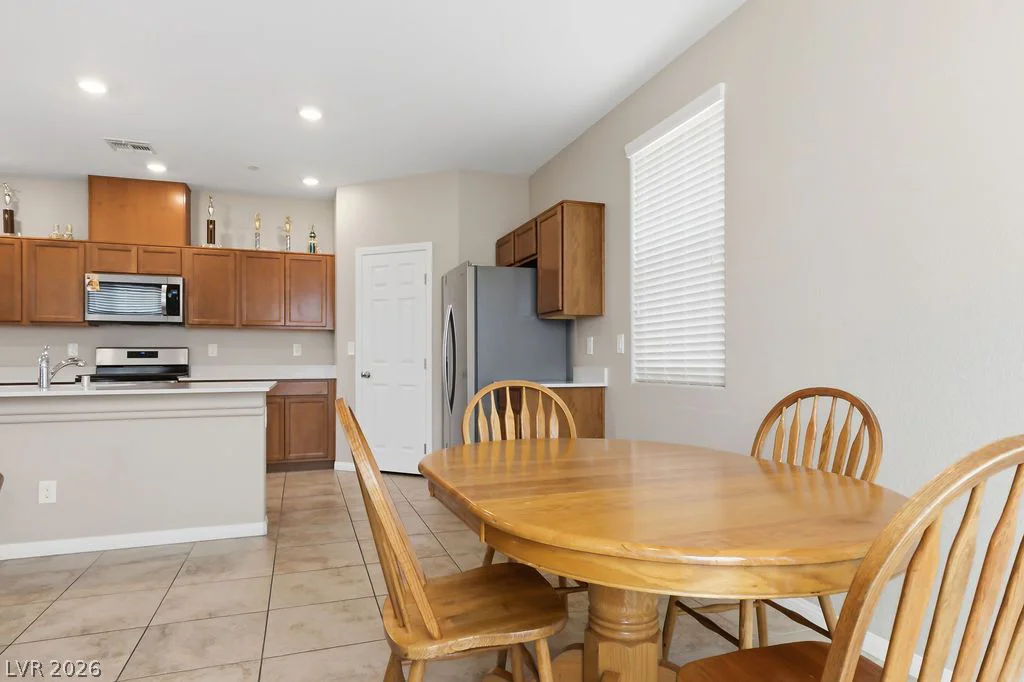6812 Vacarez, Las Vegas, NV 89149