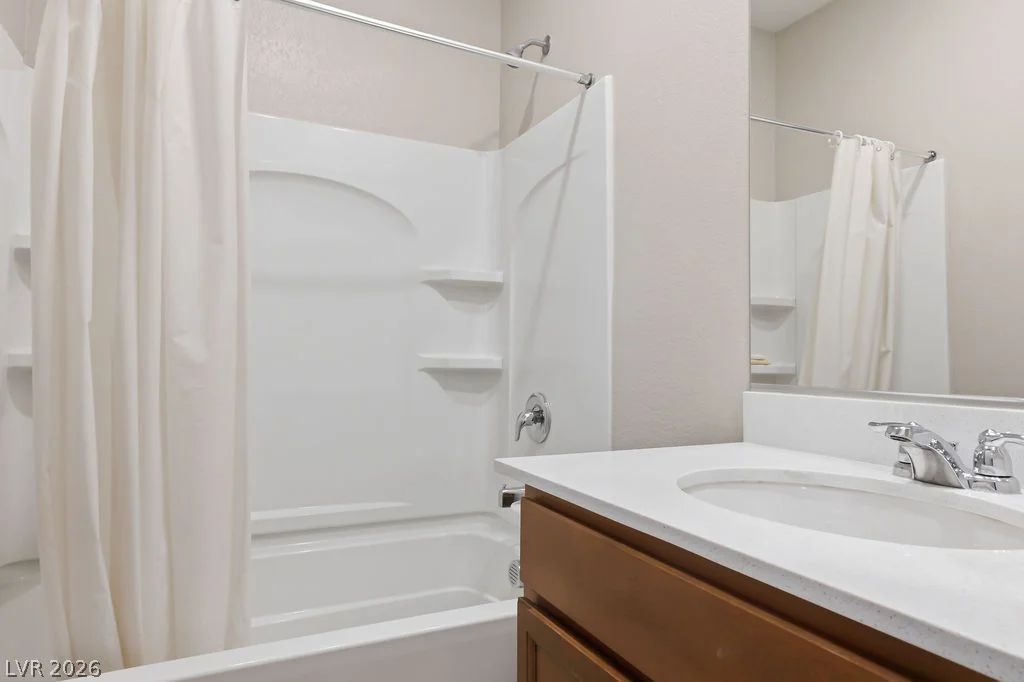 6812 Vacarez, Las Vegas, NV 89149