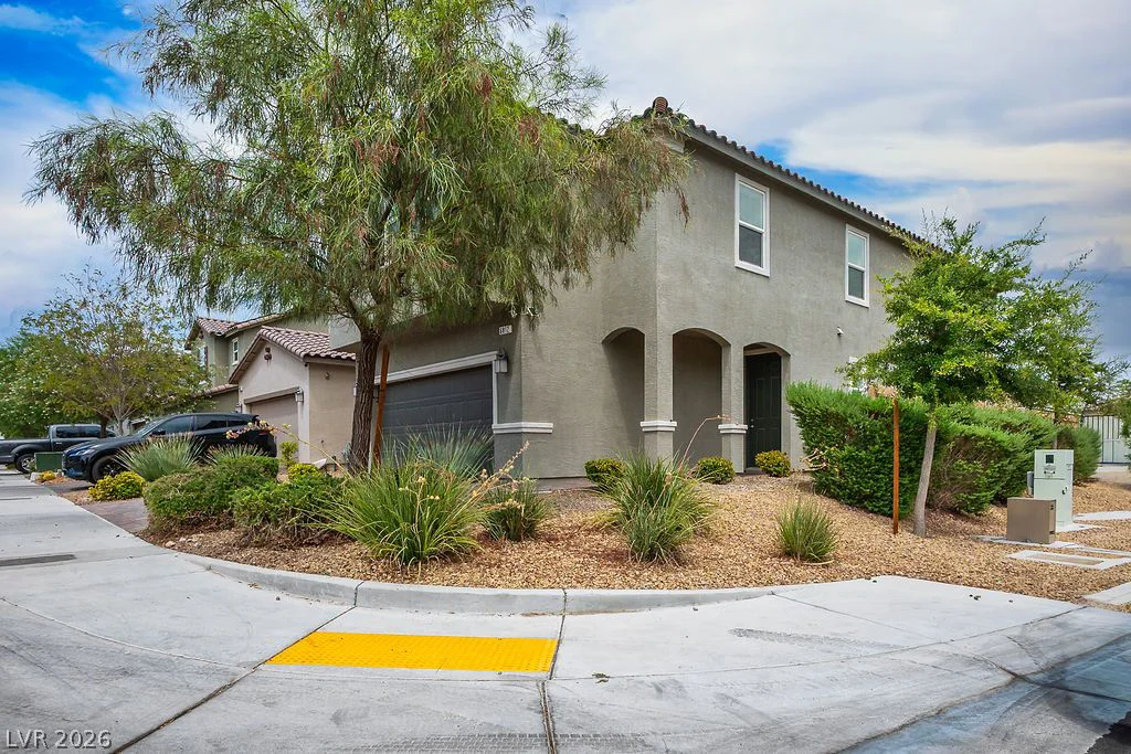 6812 Vacarez, Las Vegas, NV 89149