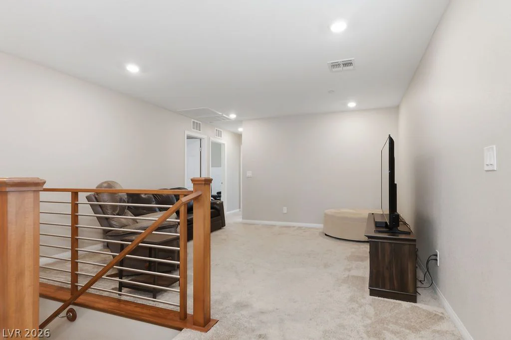 6812 Vacarez, Las Vegas, NV 89149