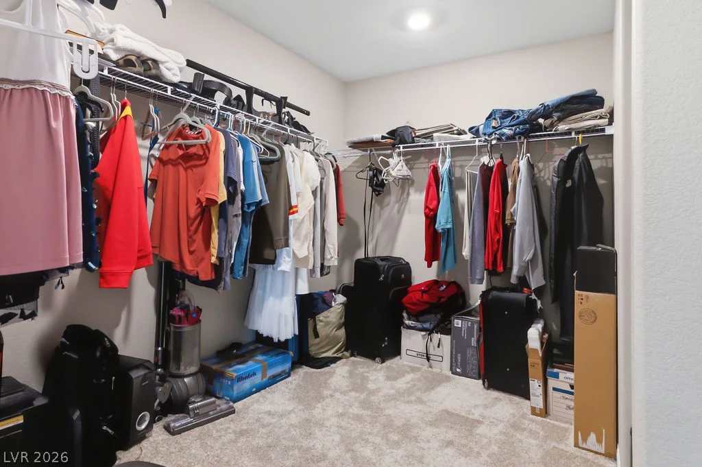 6812 Vacarez, Las Vegas, NV 89149