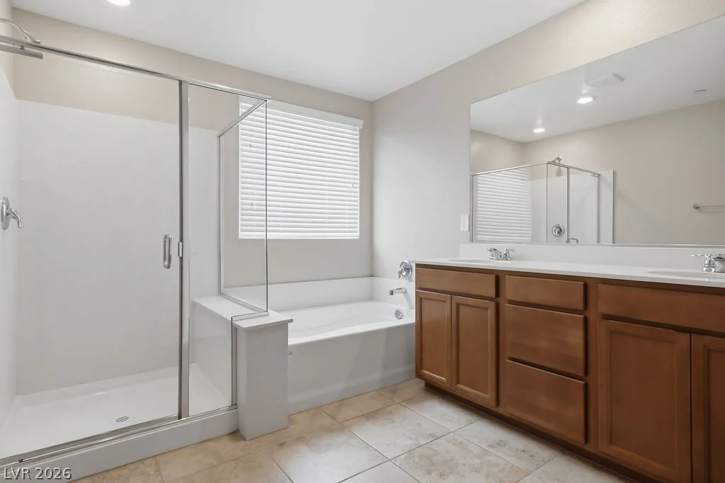 6812 Vacarez, Las Vegas, NV 89149
