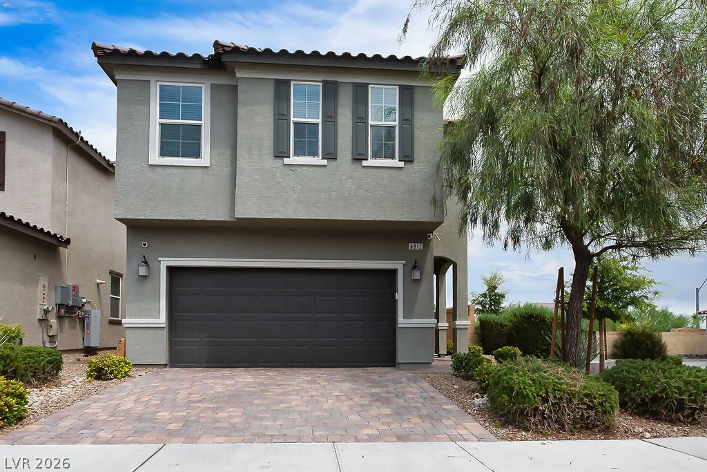 6812 Vacarez, Las Vegas, NV 89149