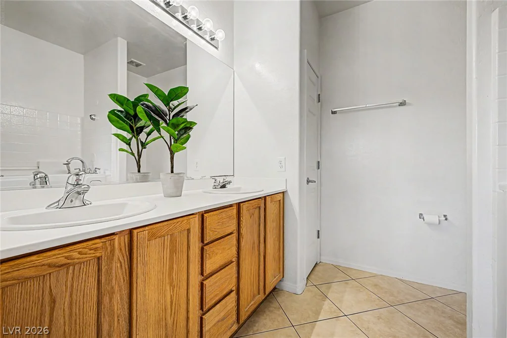 7841 Lily Trotter, North Las Vegas, NV 89084