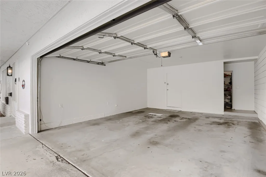 3827 Cavalry, Las Vegas, NV 89121