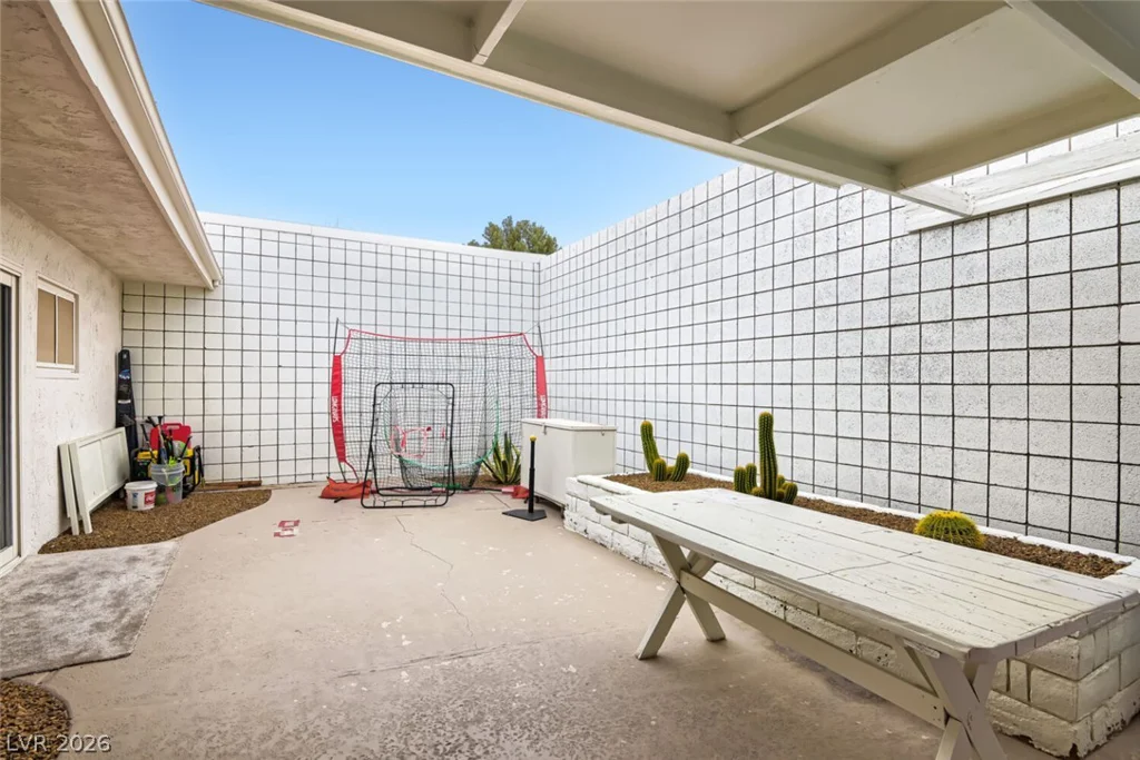 3827 Cavalry, Las Vegas, NV 89121