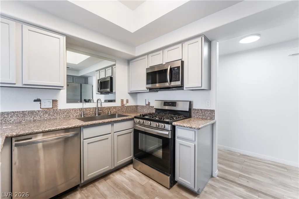 8432 Running Deer, Las Vegas, NV 89145