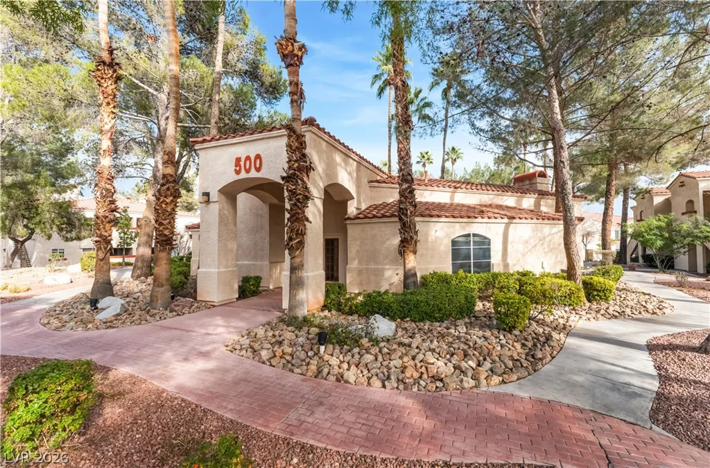 8432 Running Deer, Las Vegas, NV 89145