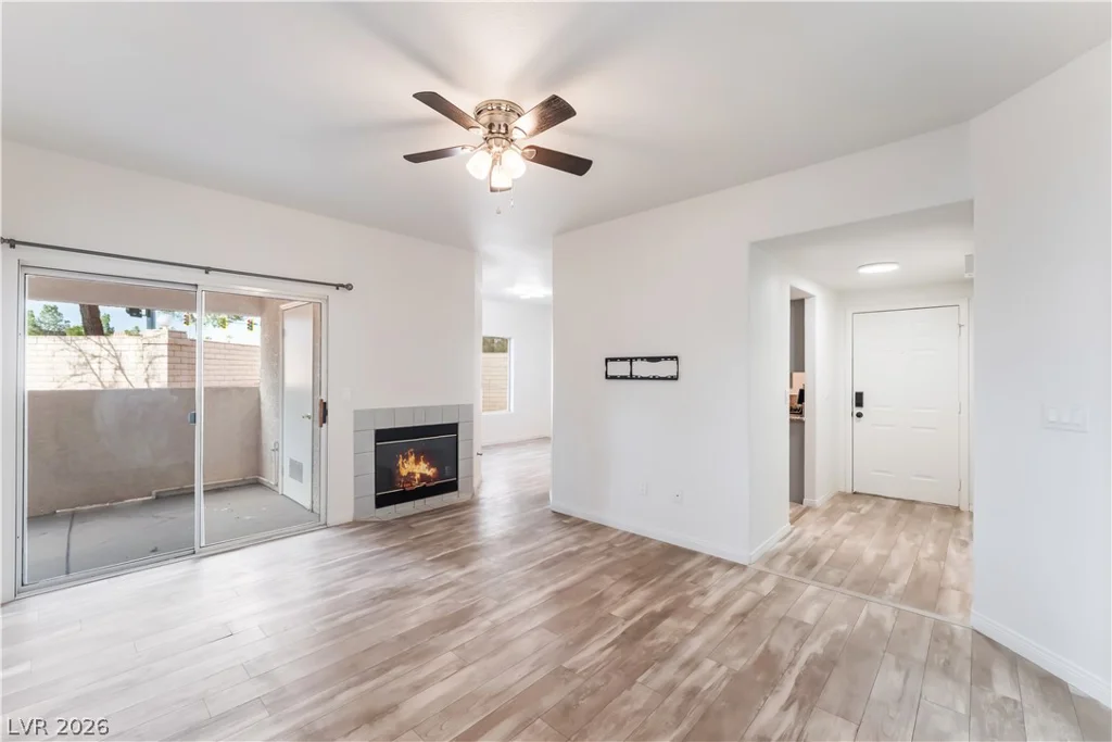 8432 Running Deer, Las Vegas, NV 89145