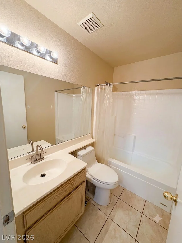 2112 Panther, North Las Vegas, NV 89031