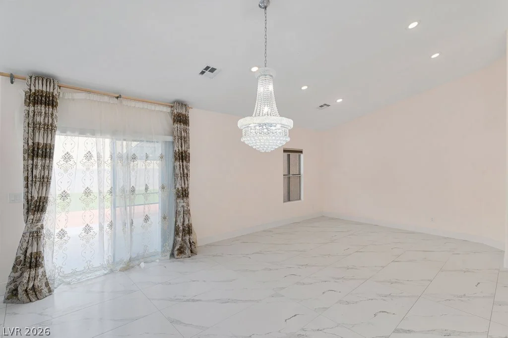 2660 Rosanna, Las Vegas, NV 89117