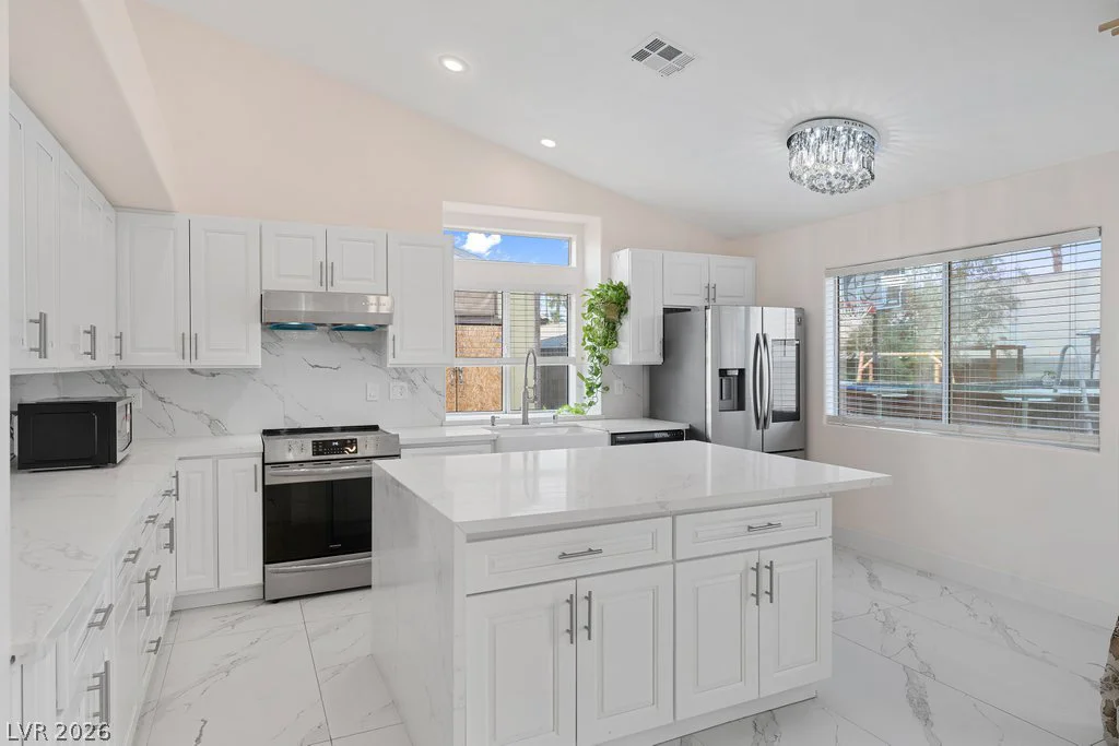 2660 Rosanna, Las Vegas, NV 89117