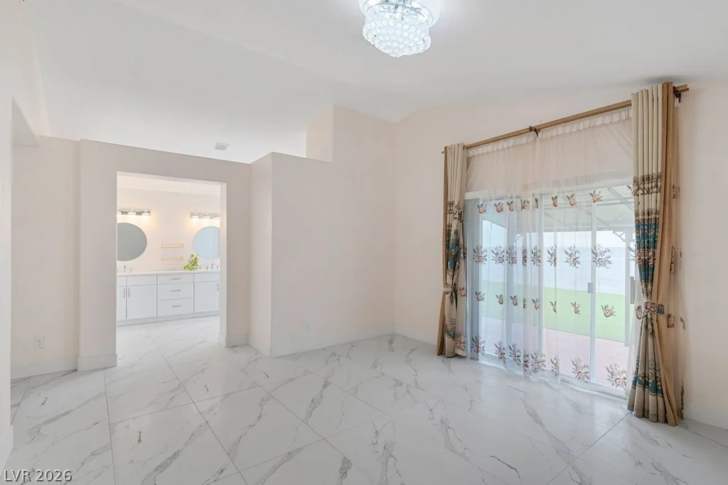 2660 Rosanna, Las Vegas, NV 89117