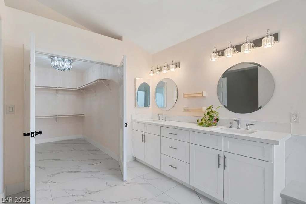 2660 Rosanna, Las Vegas, NV 89117