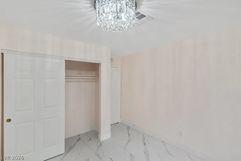 2660 Rosanna, Las Vegas, NV 89117