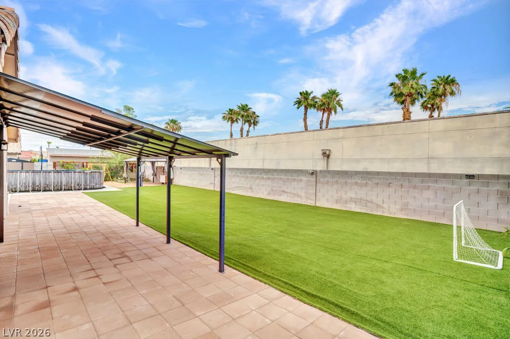 2660 Rosanna, Las Vegas, NV 89117