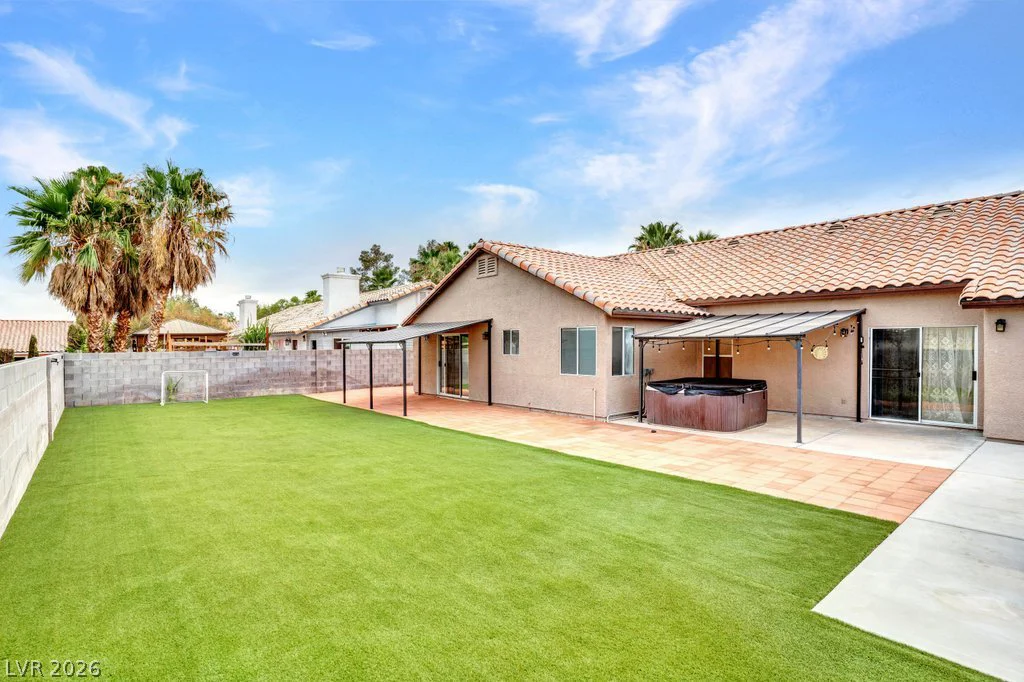 2660 Rosanna, Las Vegas, NV 89117