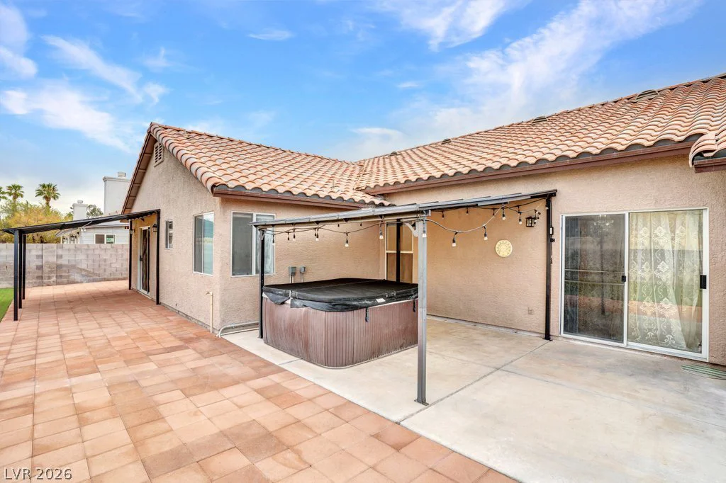 2660 Rosanna, Las Vegas, NV 89117