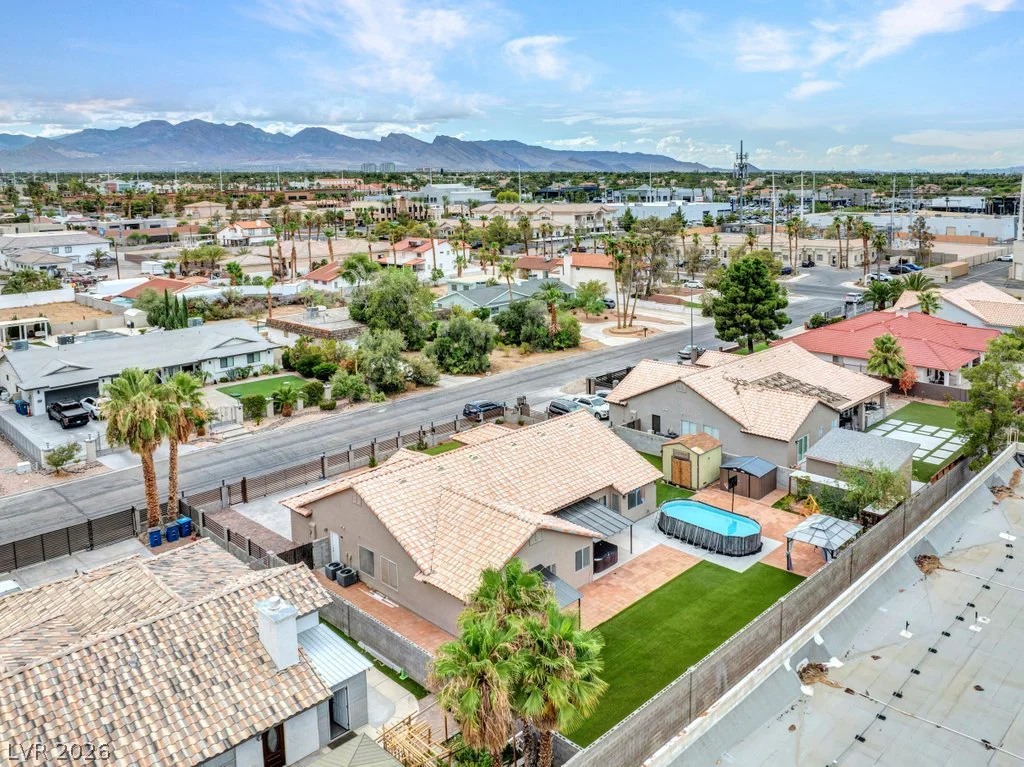 2660 Rosanna, Las Vegas, NV 89117