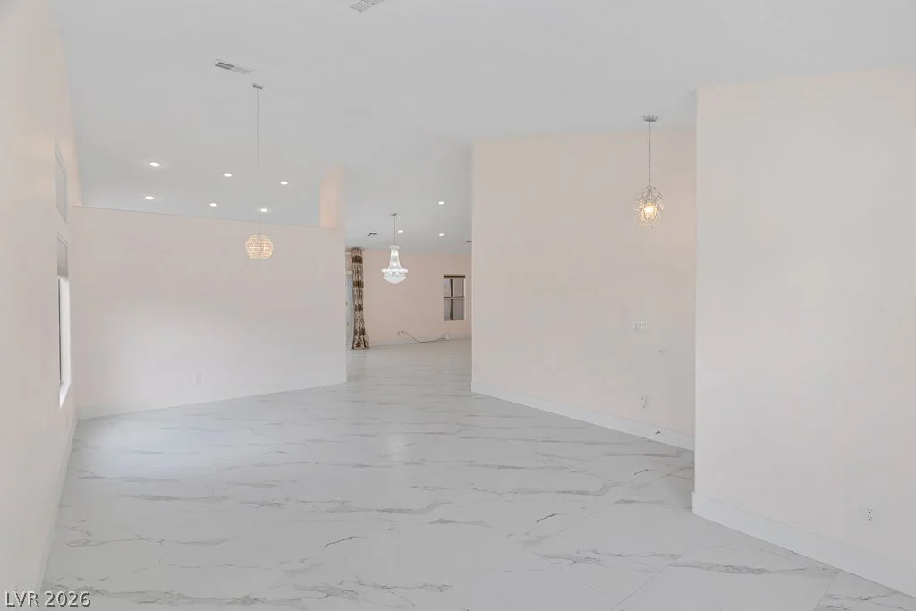 2660 Rosanna, Las Vegas, NV 89117