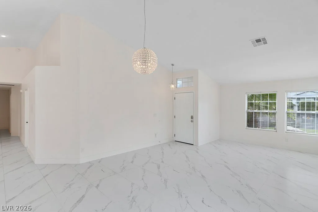 2660 Rosanna, Las Vegas, NV 89117