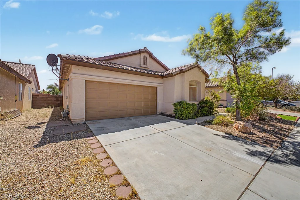 9194 Drifting Bay, Las Vegas, NV 89123