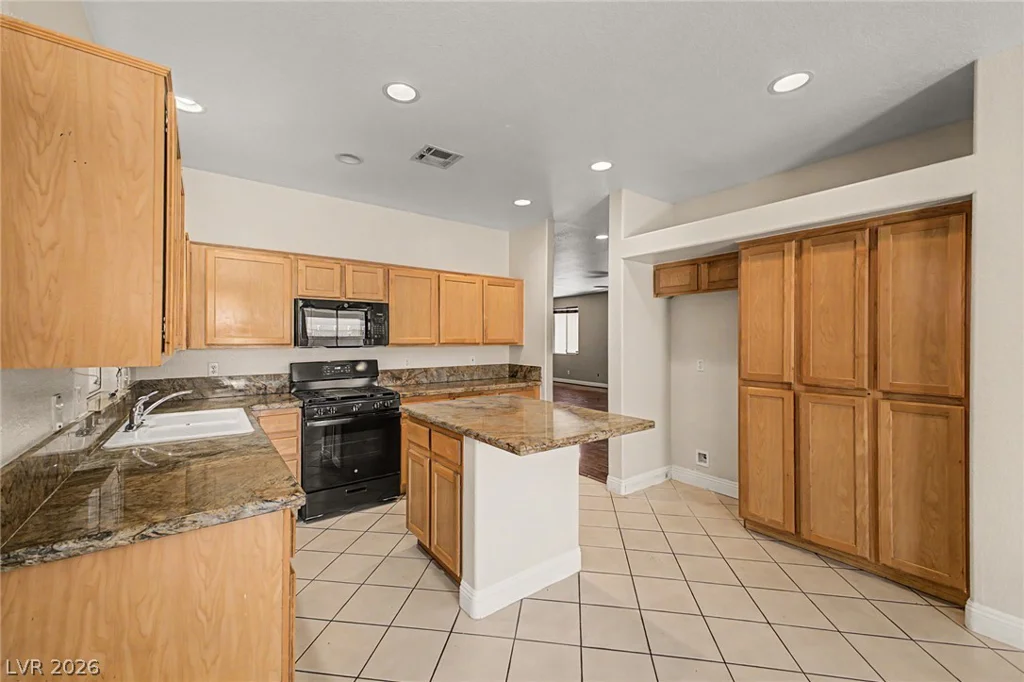 9194 Drifting Bay, Las Vegas, NV 89123