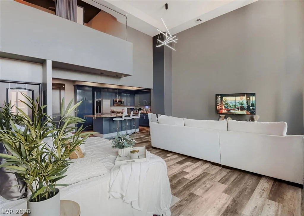 50 Serene, Las Vegas, NV 89123