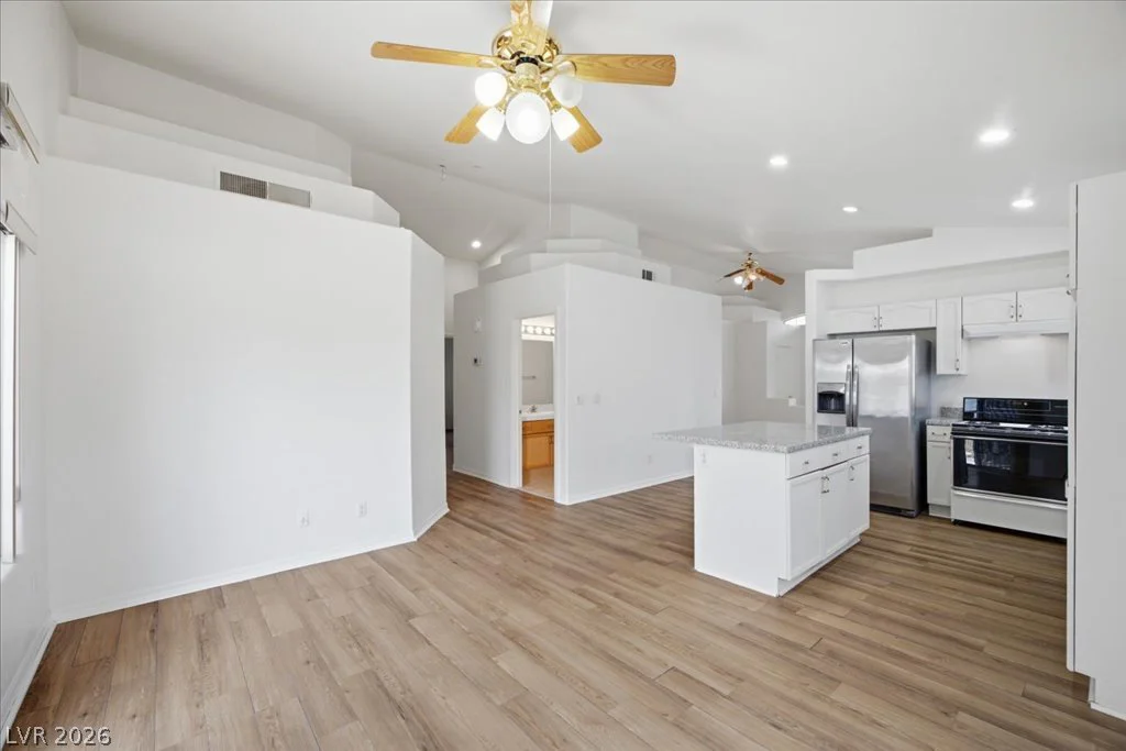 7972 McDowell, Las Vegas, NV 89129