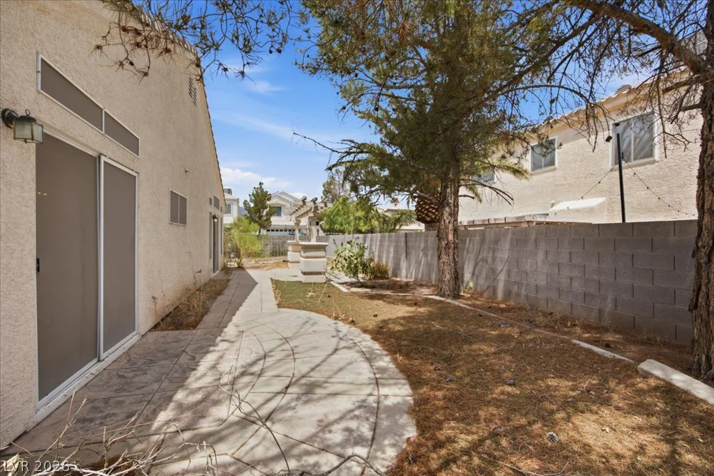 7972 McDowell, Las Vegas, NV 89129