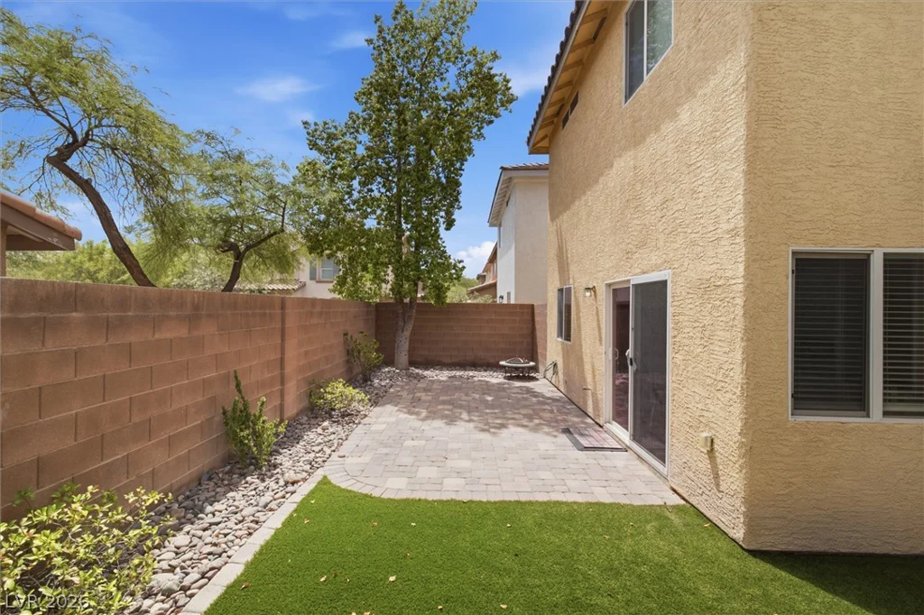 8737 Brilliant Star, Las Vegas, NV 89178
