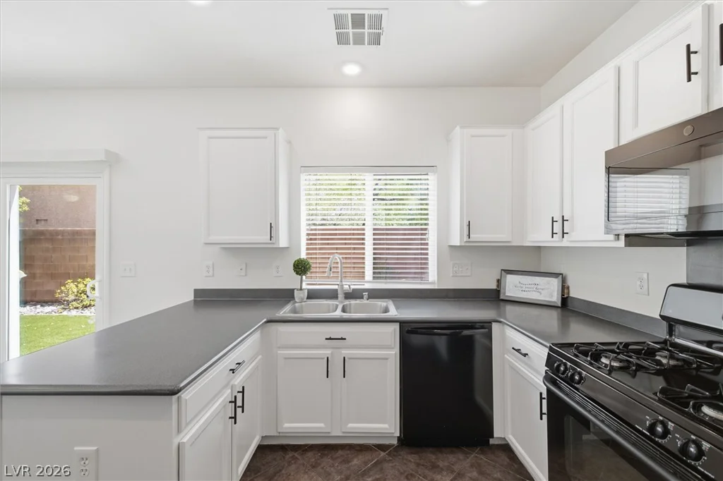 8737 Brilliant Star, Las Vegas, NV 89178