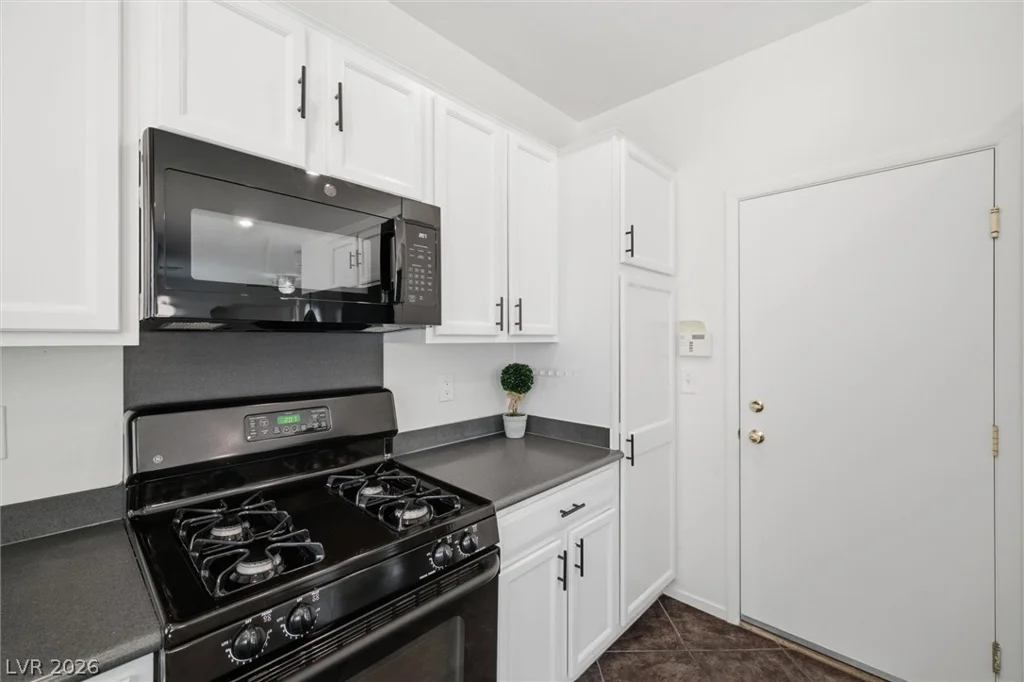 8737 Brilliant Star, Las Vegas, NV 89178