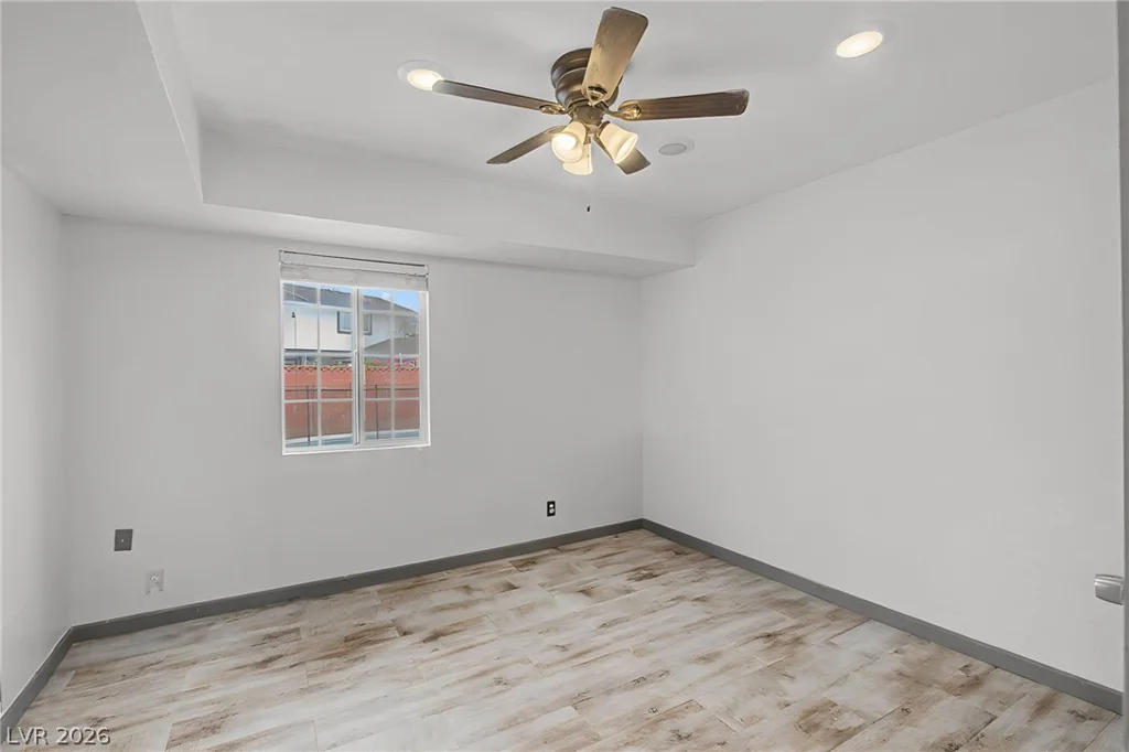 6912 Vivian, Las Vegas, NV 89145