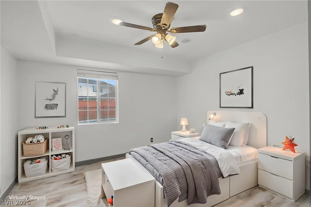 6912 Vivian, Las Vegas, NV 89145