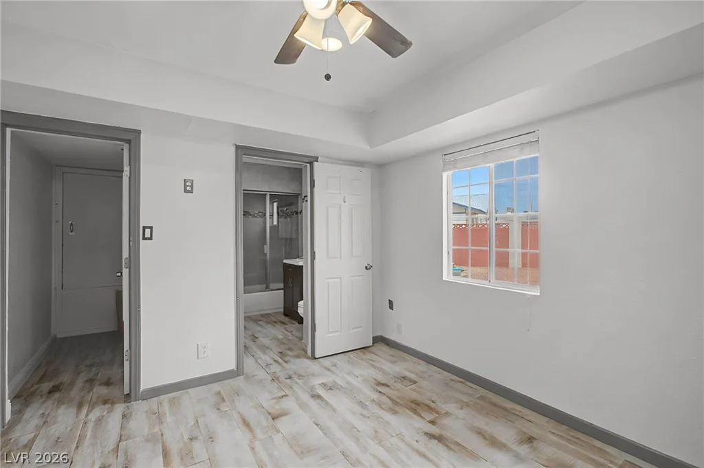 6912 Vivian, Las Vegas, NV 89145