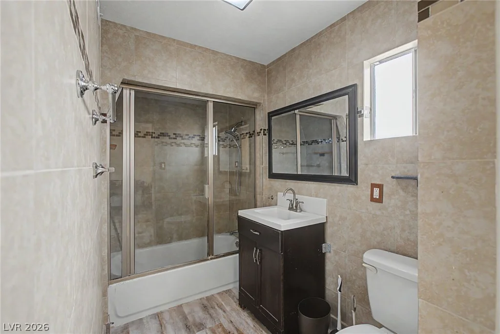 6912 Vivian, Las Vegas, NV 89145