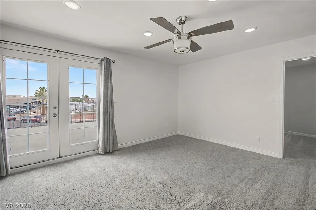 6912 Vivian, Las Vegas, NV 89145