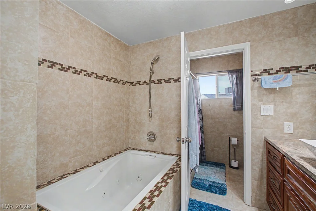 6912 Vivian, Las Vegas, NV 89145