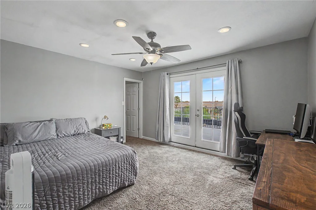6912 Vivian, Las Vegas, NV 89145