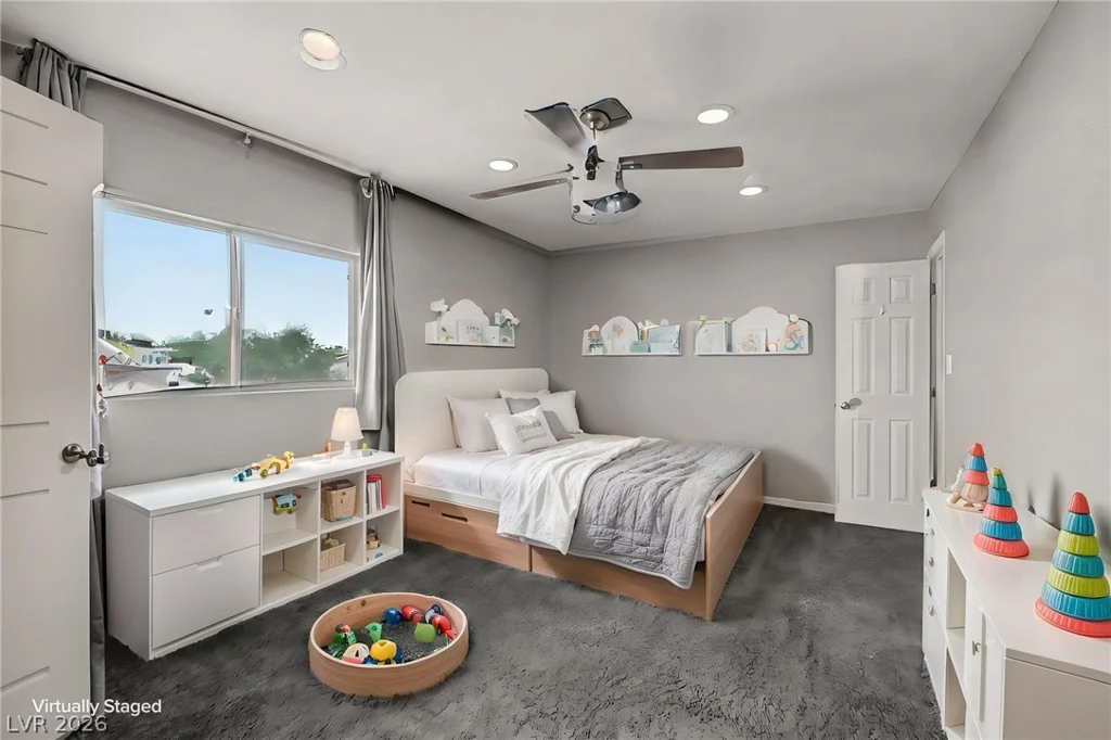 6912 Vivian, Las Vegas, NV 89145