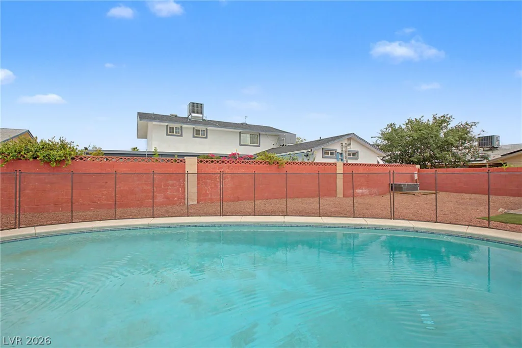 6912 Vivian, Las Vegas, NV 89145