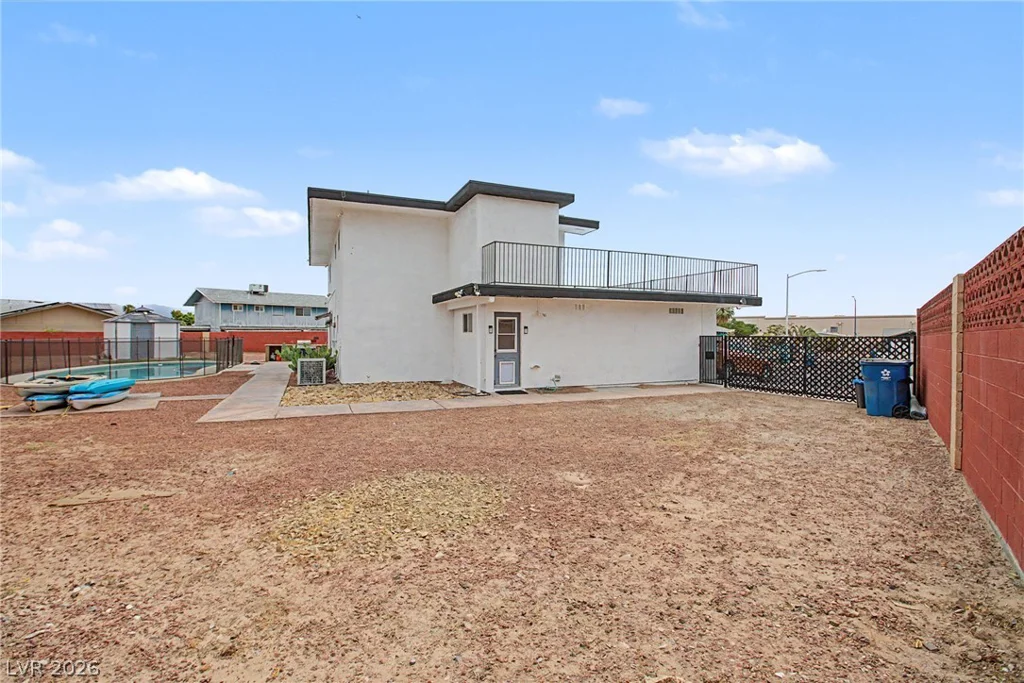 6912 Vivian, Las Vegas, NV 89145
