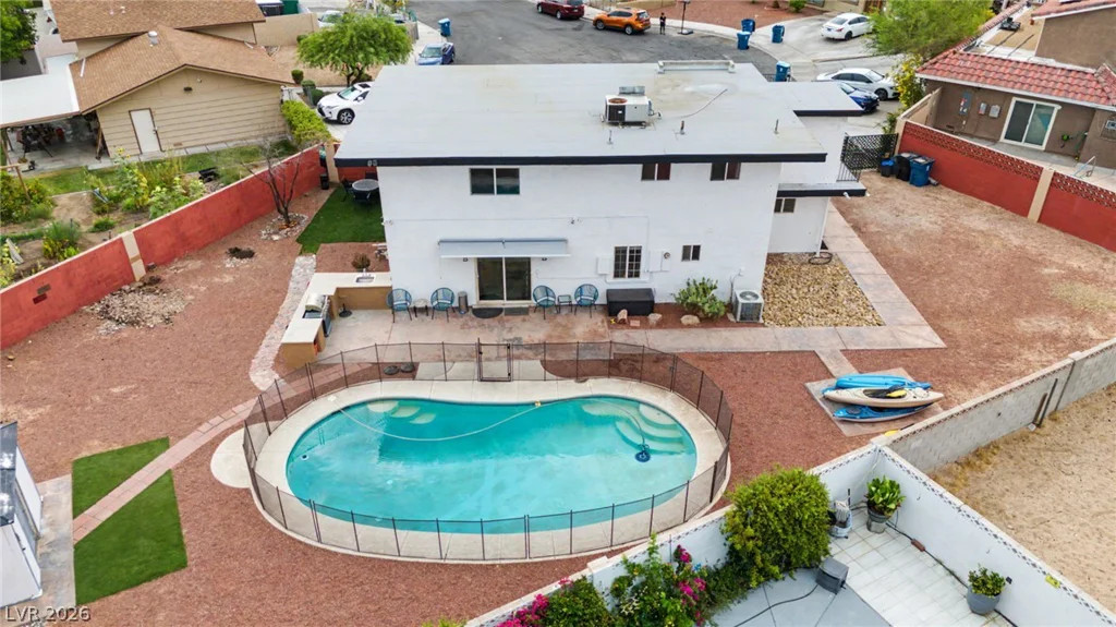 6912 Vivian, Las Vegas, NV 89145