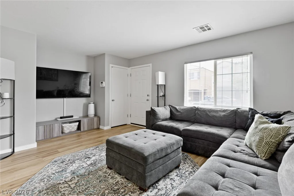 9052 Tailor Made, Las Vegas, NV 89149