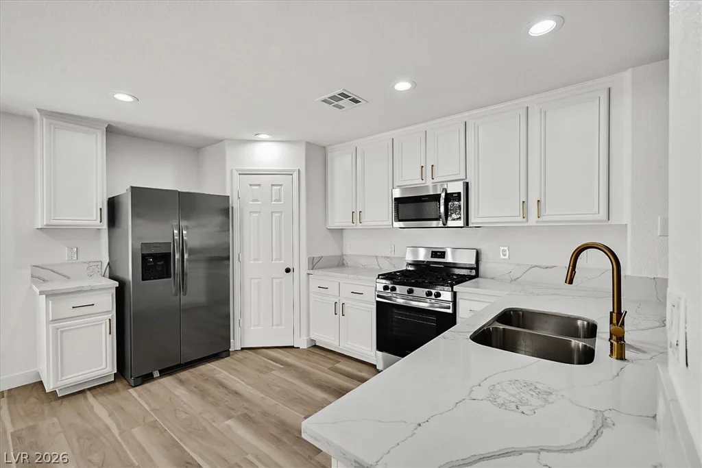 5019 Volcanic Rock, Las Vegas, NV 89122