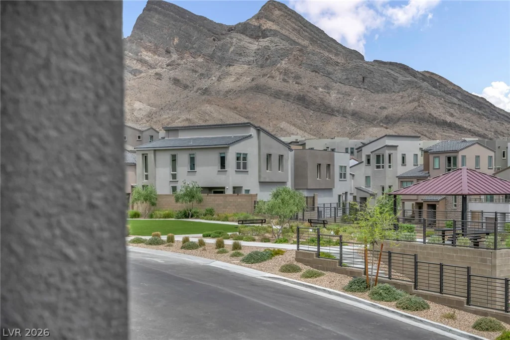 11573 Hawking, Las Vegas, NV 89138