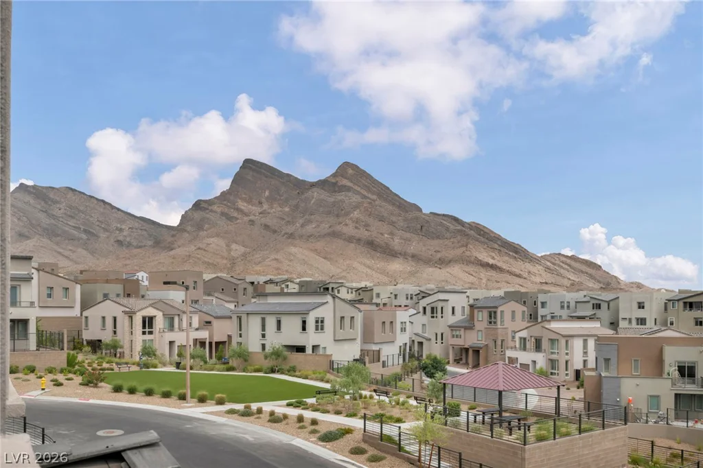 11573 Hawking, Las Vegas, NV 89138